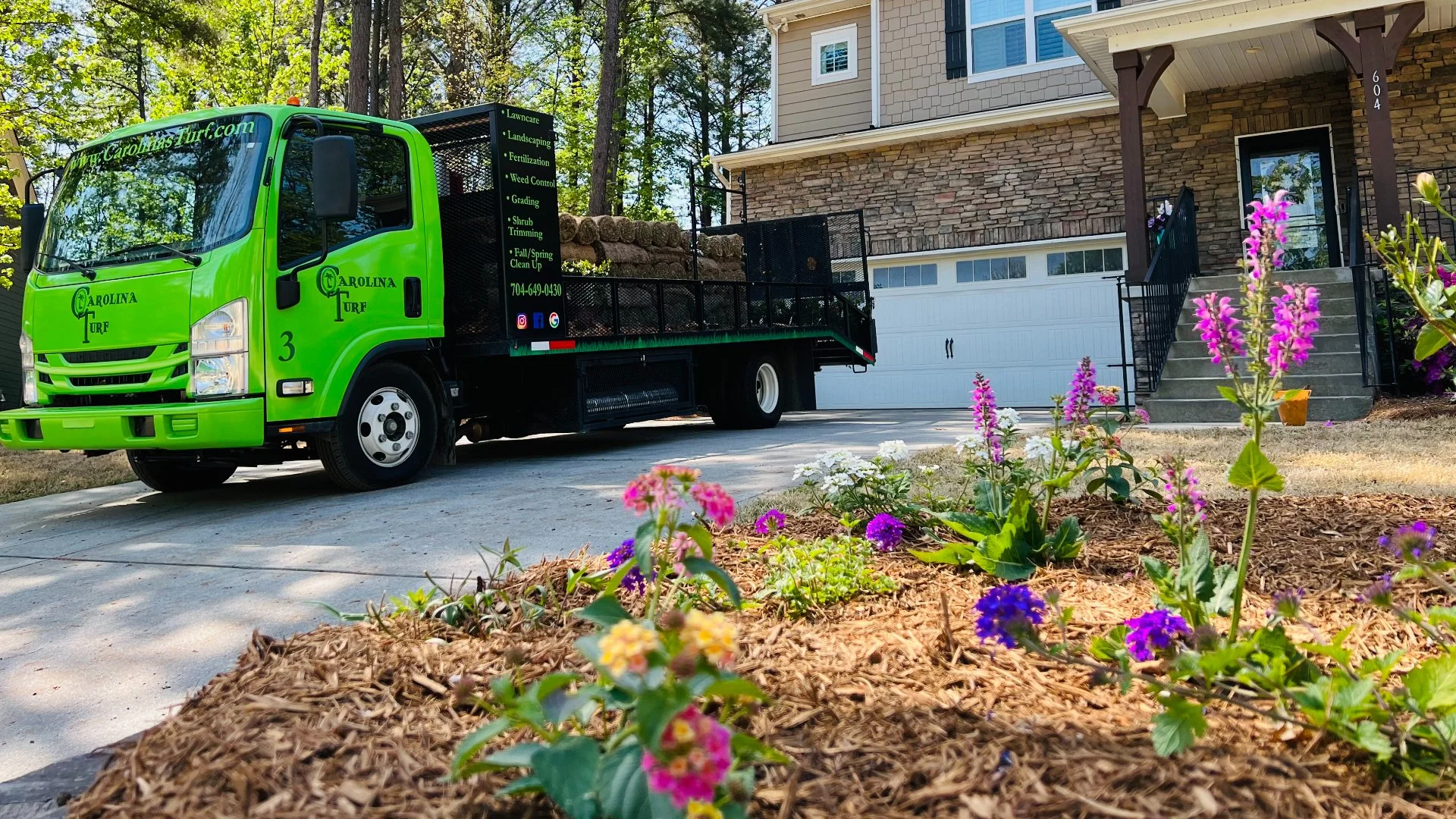 Mulching Done Right - Make Sure the Layer Is 2-3 Inches Thick!